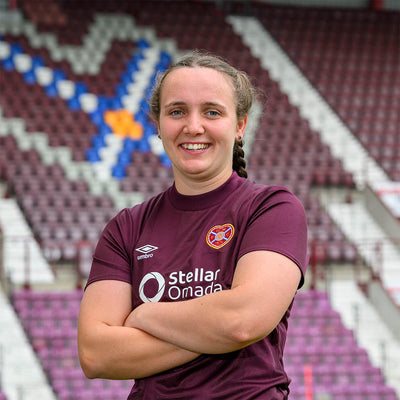Bayley becomes Jambos' first summer signing