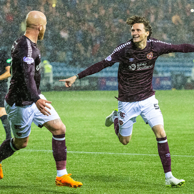 Lowry strike sends Hearts to Hampden