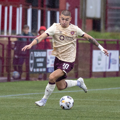 Sandilands pens new contract