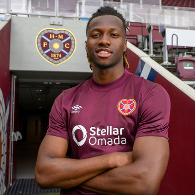 Daniel Oyegoke signs for Hearts