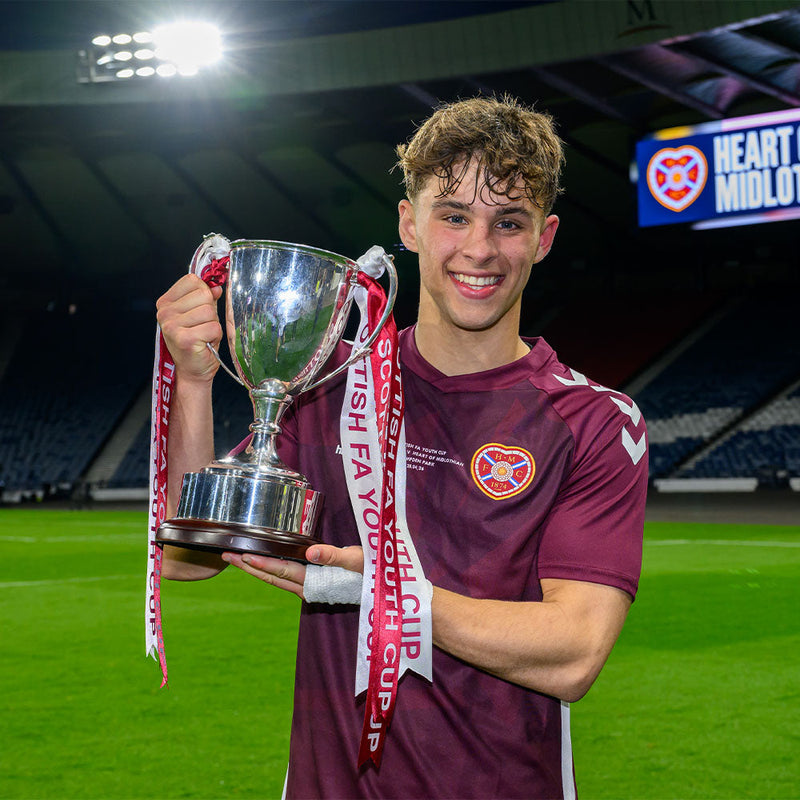 Glasgow signs contract extension