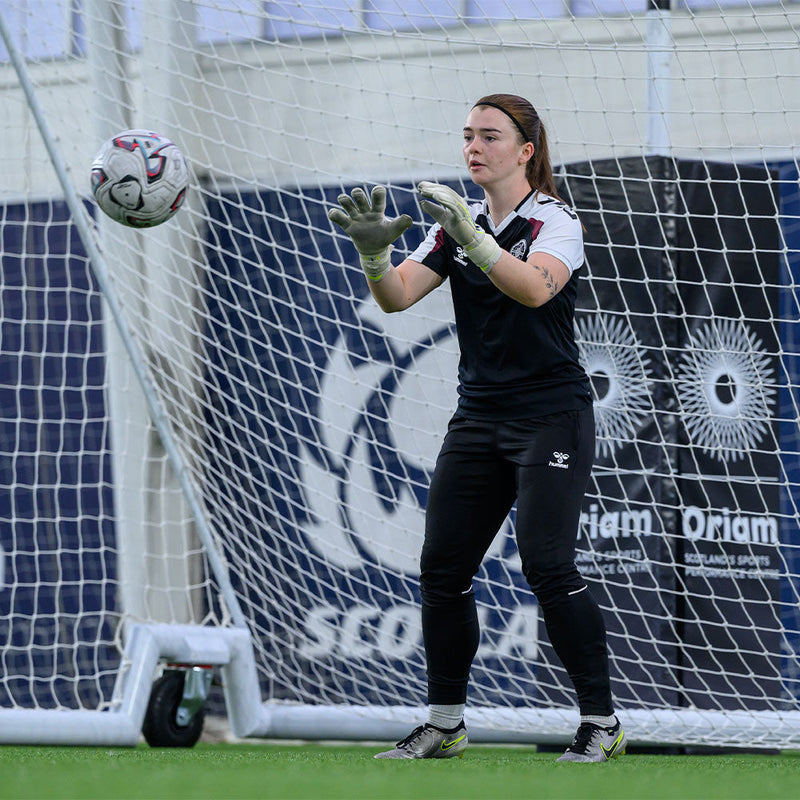 Emma Thomson signs Contract Extension